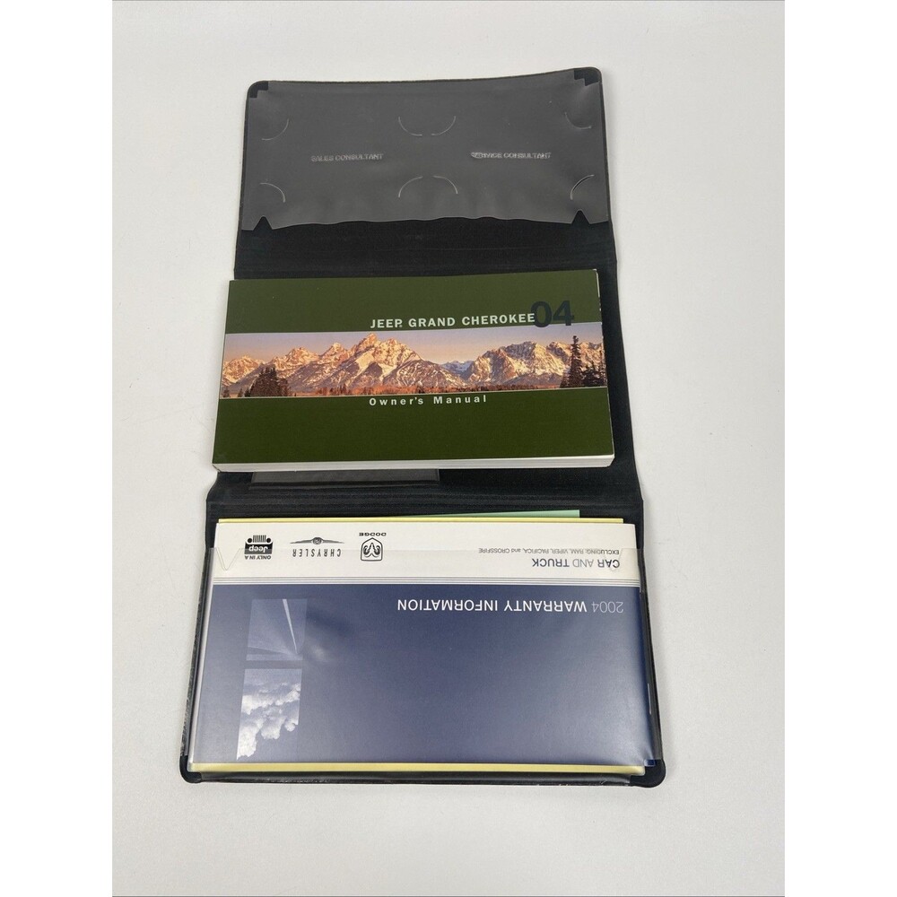 2004 Jeep Grand Cherokee Owners Manual Set With Case OEM